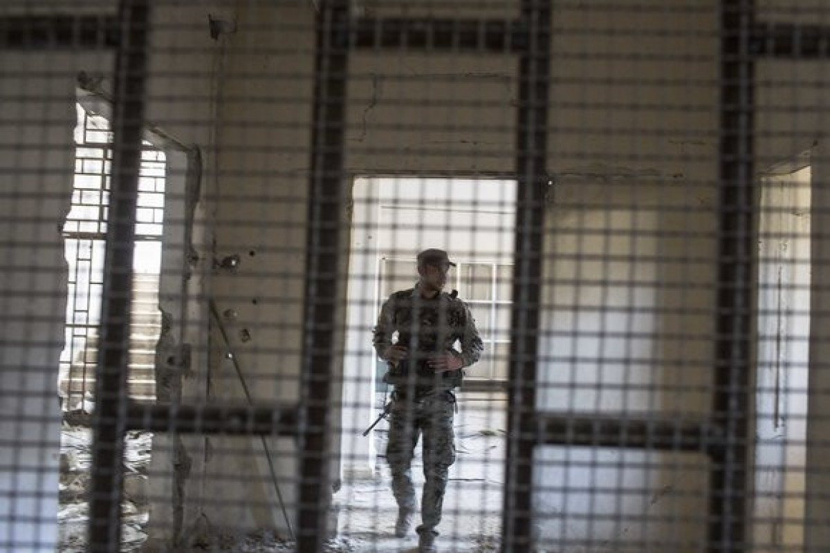 Террористы ИГ сбежали из тюрьмы в Сирии