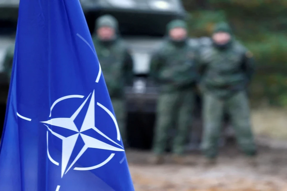 Le Figaro сообщило о подготовке НАТО к войне с Россией в Прибалтике