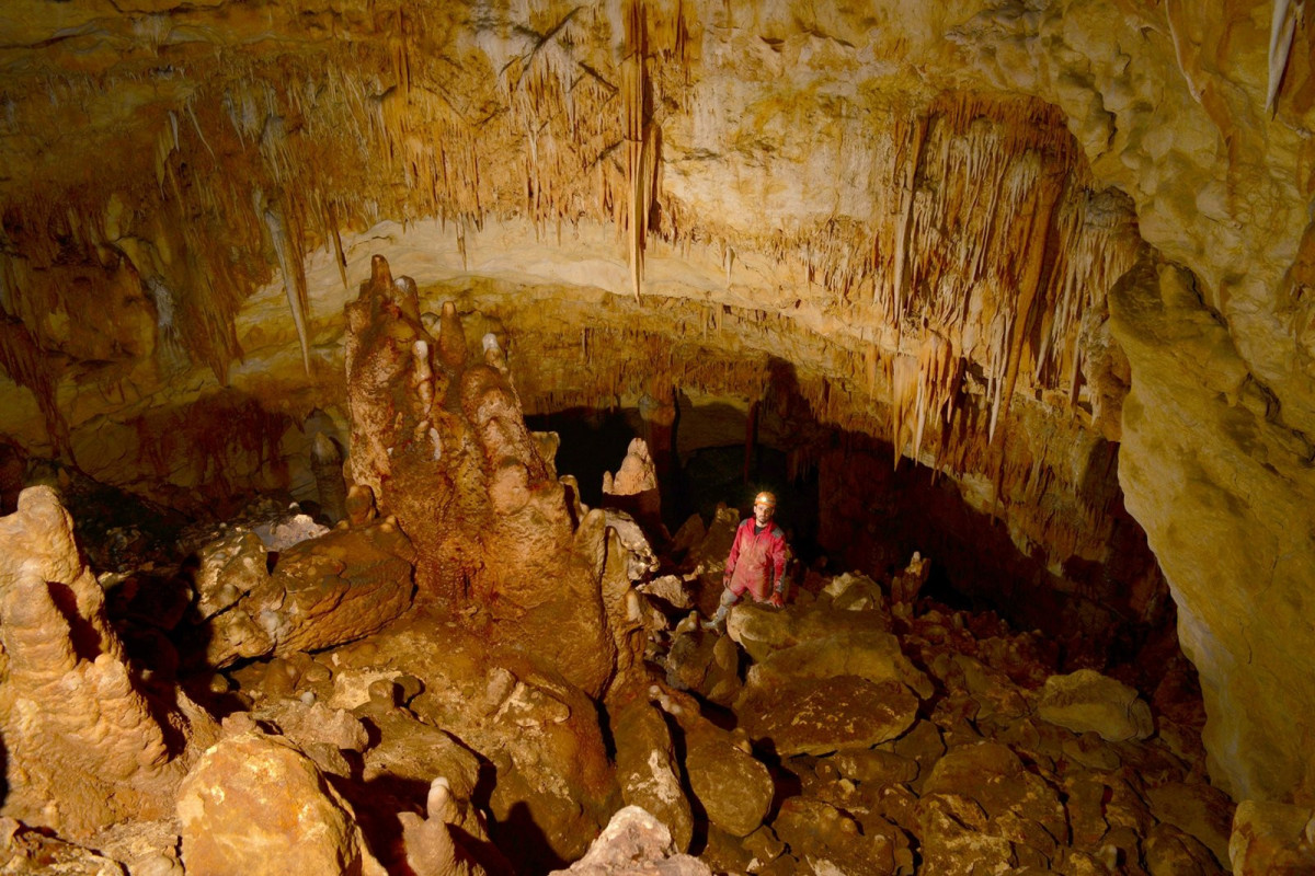 Археологи обнаружили в пещере в Стамбуле следы обитания древнего человека