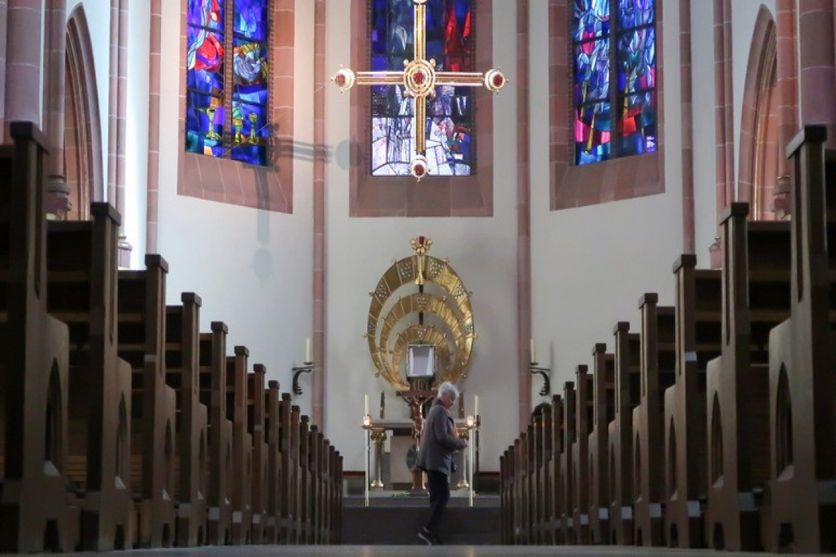 В ФРГ 125 священников требуют прекратить дискриминацию представителей ЛГБТ в церкви