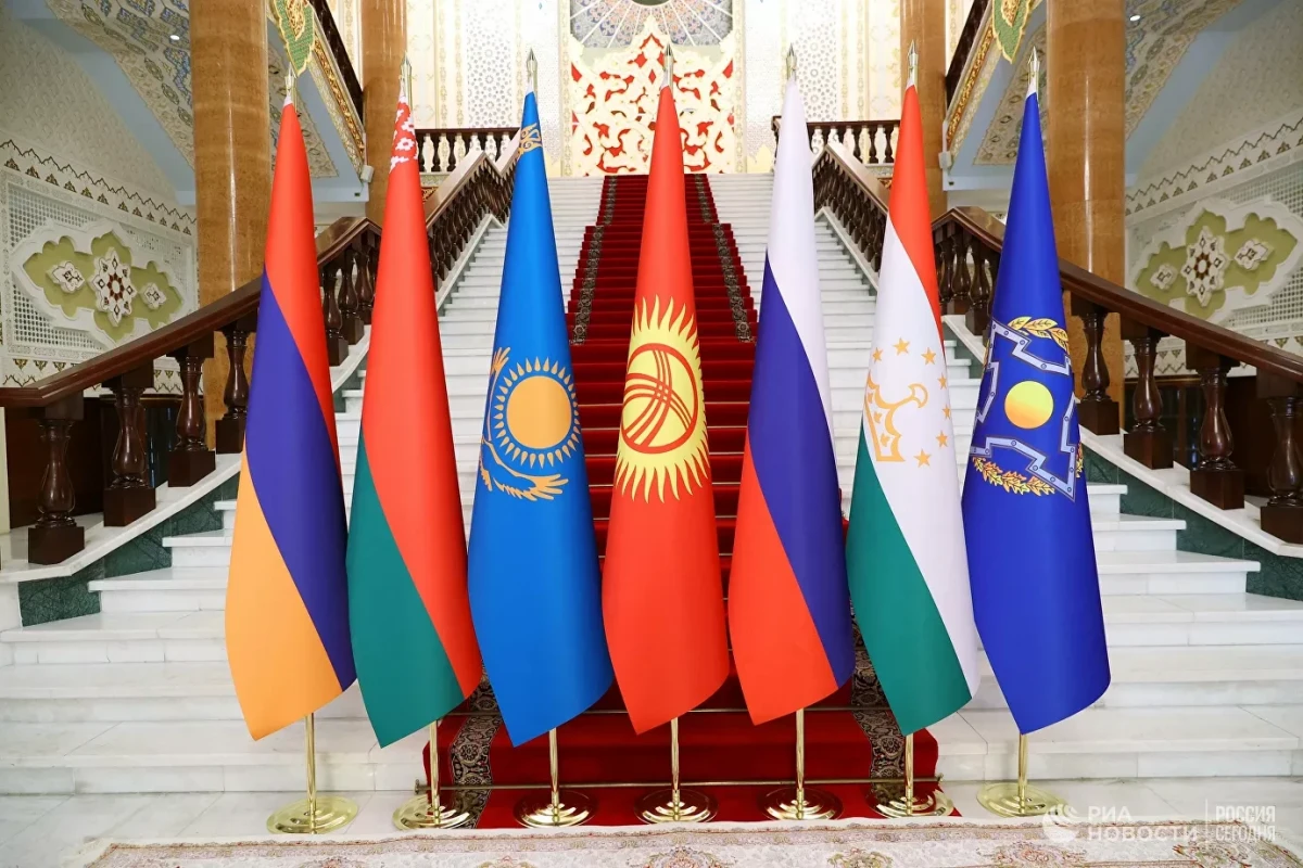 В ОДКБ призвали Таджикистан и Киргизию немедленно прекратить огонь на границе