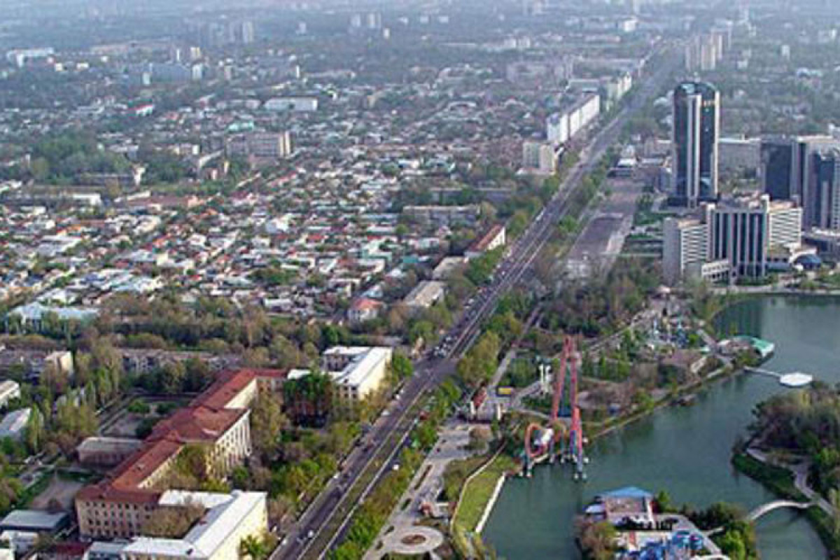 Парламент Узбекистана поддержал введение чрезвычайного положения в Каракалпакской АР