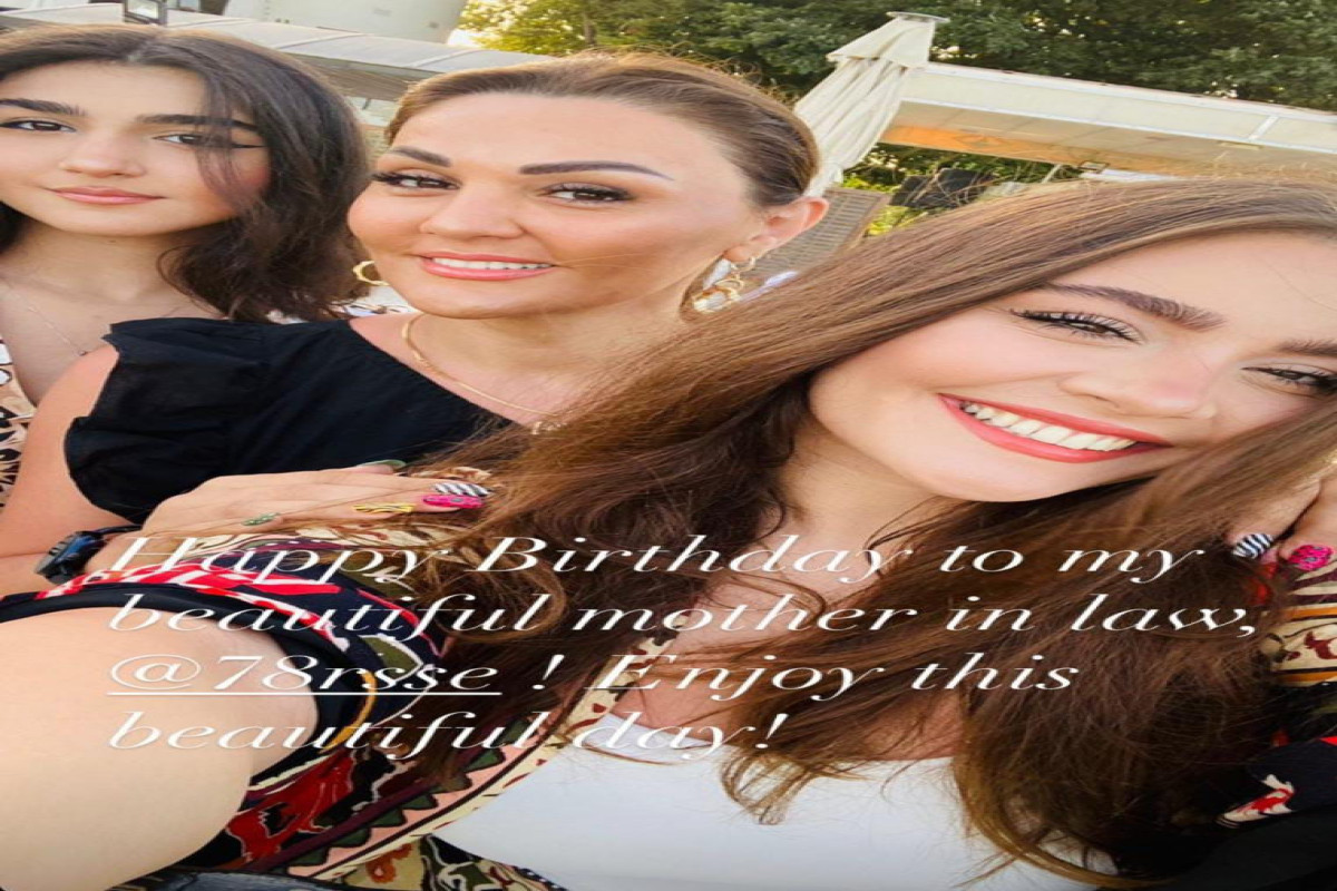 Сын Ван Дамма поздравил свою азербайджанскую свекровь с днем рождения-ФОТО 