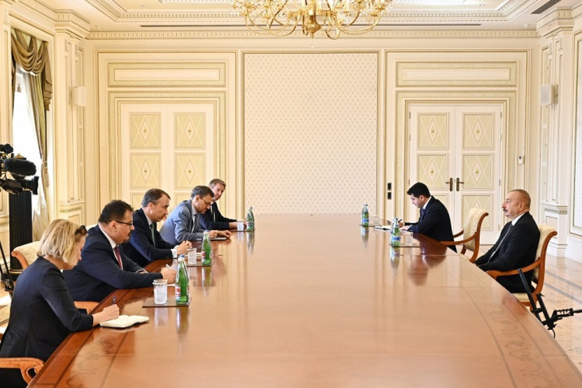 Президент Ильхам Алиев принял спецпредставителя ЕС по Южному Кавказу-ОБНОВЛЕНО 