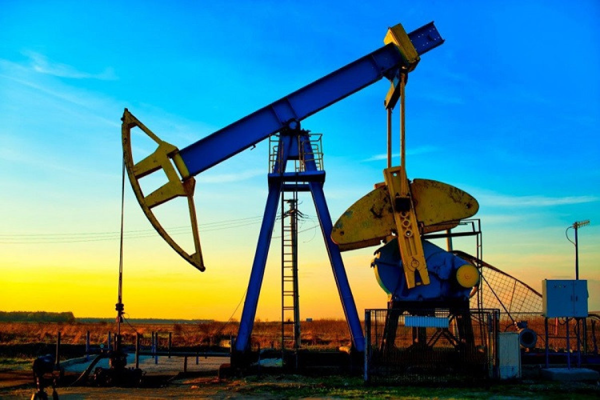 Цена на азербайджанскую нефть вновь перевалила за 120 долларов