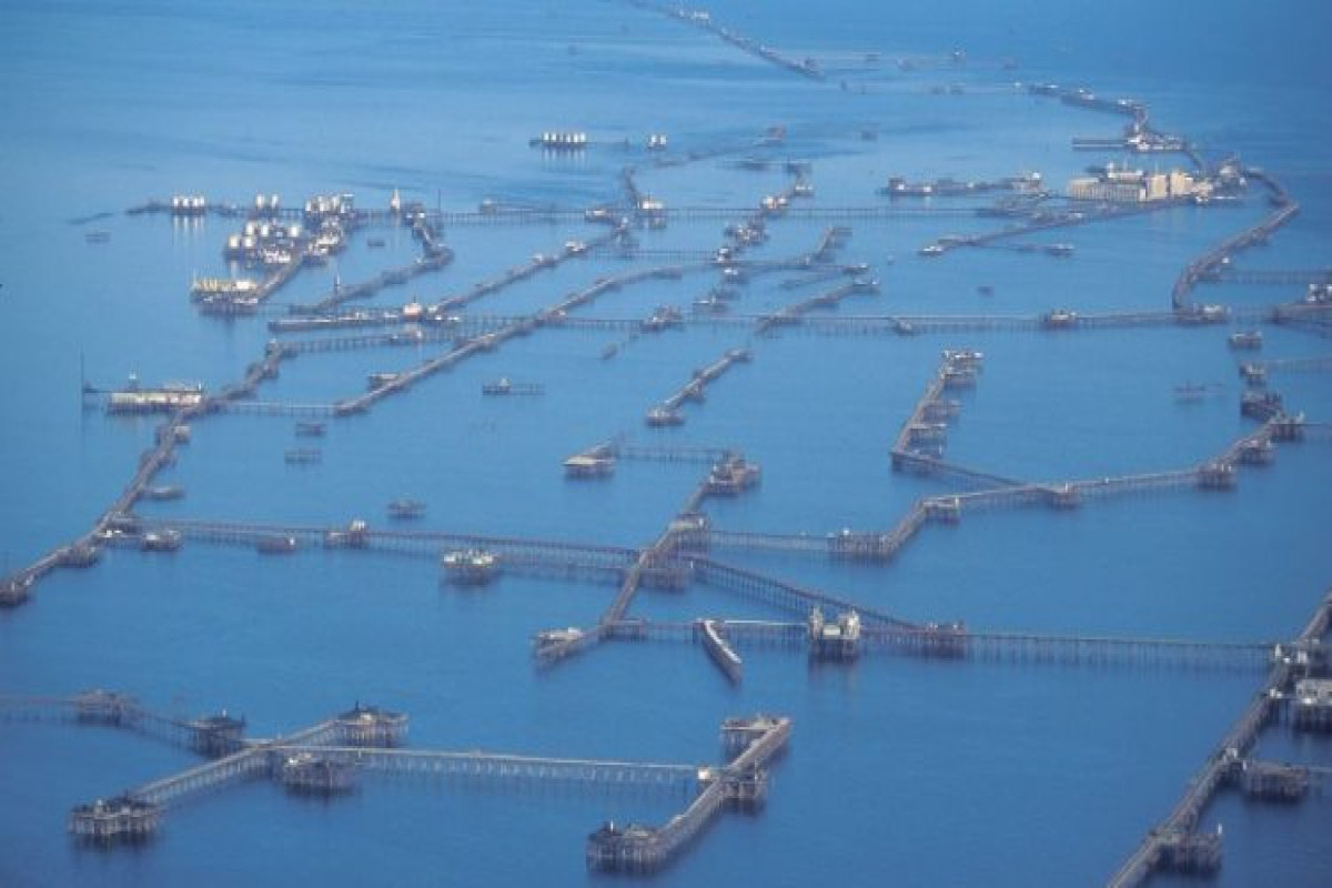 Азербайджан увеличит добычу на «Нефтяных Камнях»