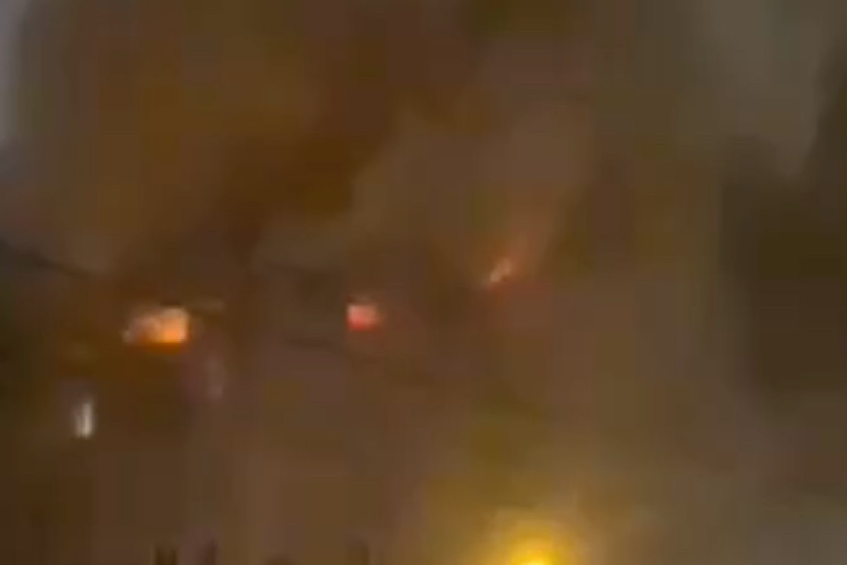 В Москве горит жилой дом - ПОДРОБНОСТИ  -ВИДЕО 
