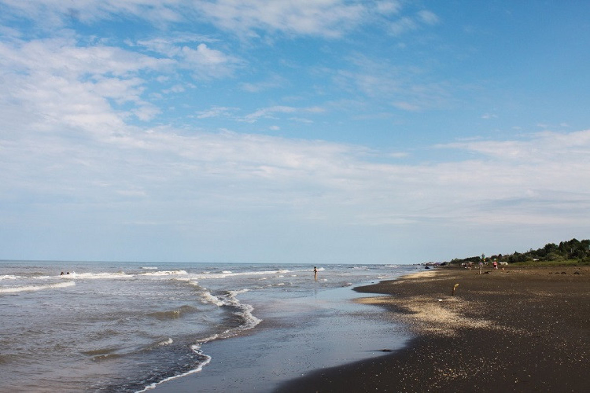 «Заводи машину…поехали отсюда!»: как пляжи Набрани превращаются в мусорную свалку-ФОТО -ВИДЕО 