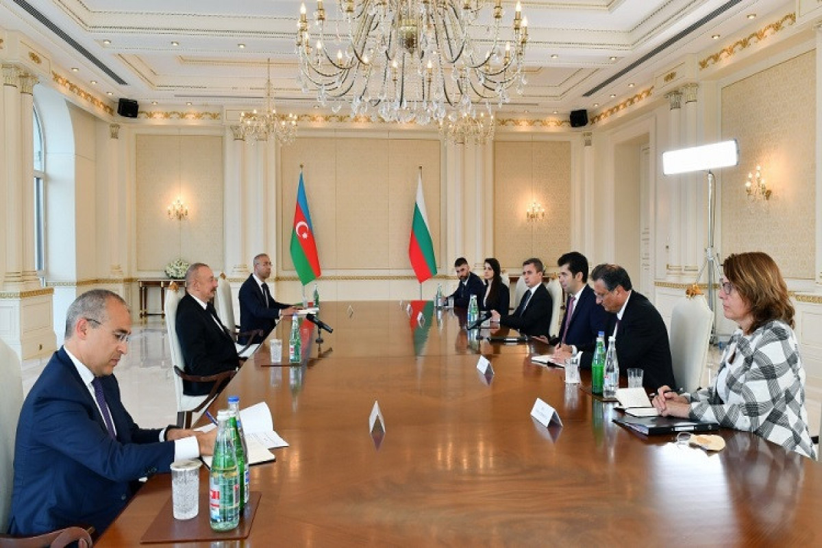 Состоялась встреча президента Азербайджана и премьер-министра Болгарии в расширенном составе
