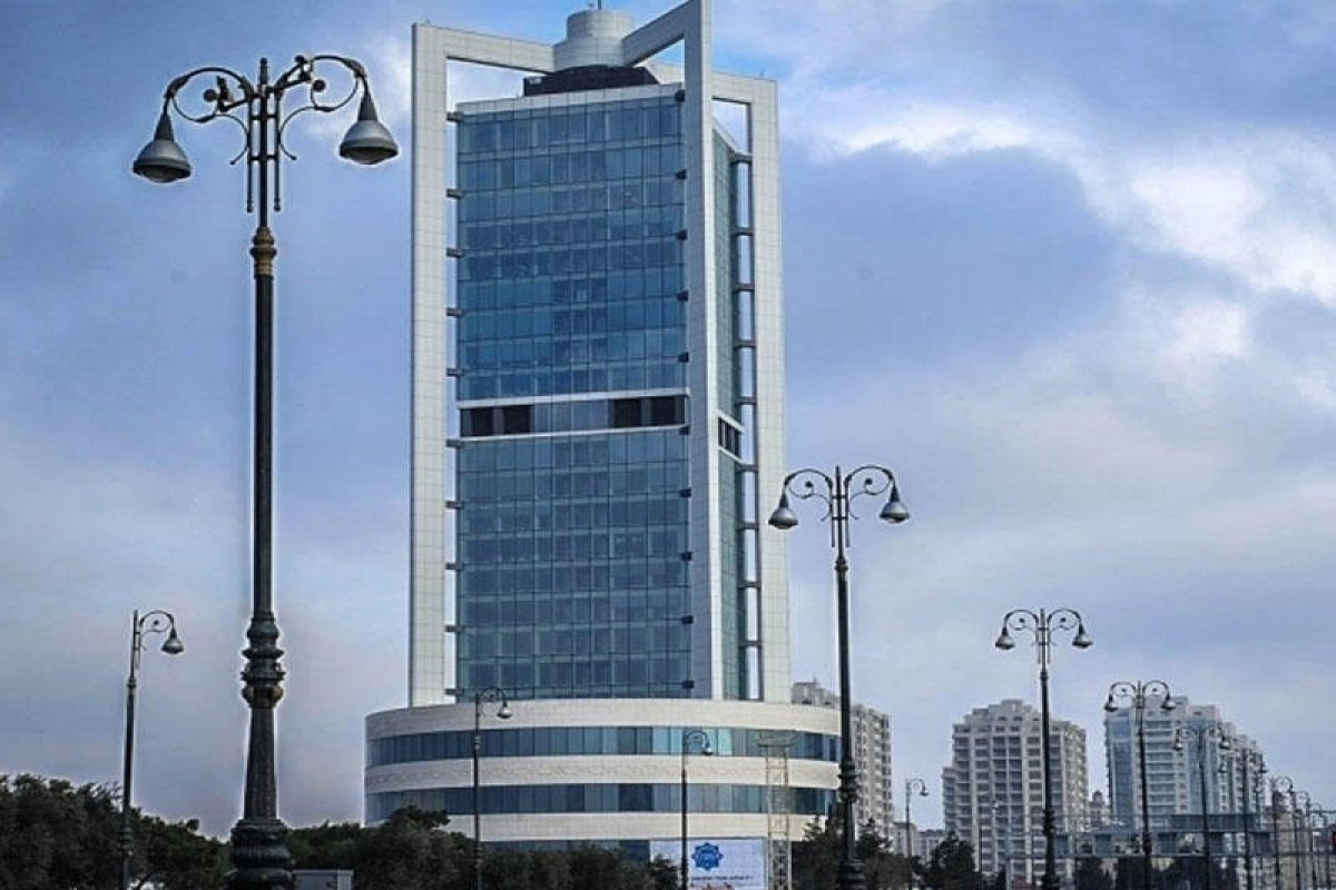 Прогнозируемые доходы Госнефтефонда Азербайджана увеличены