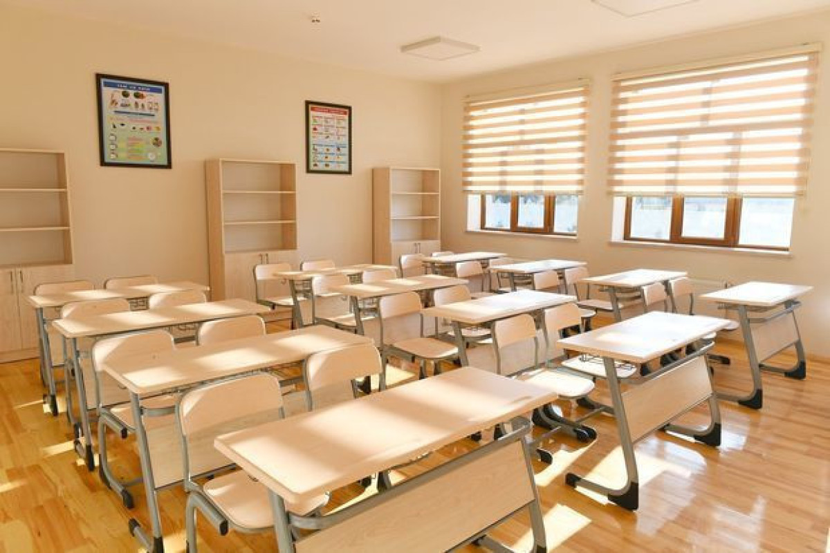 В Сумгайыте уволили педагога, требовавшего у учеников деньги-ВИДЕО 