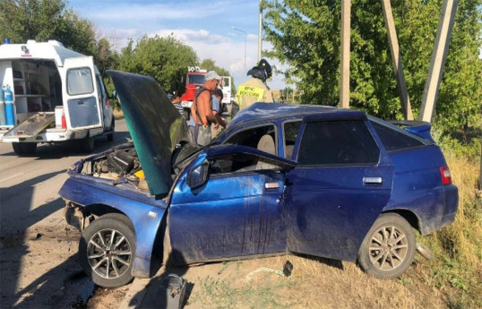 Младенец погиб и три человека пострадали в ДТП в Ростовской области