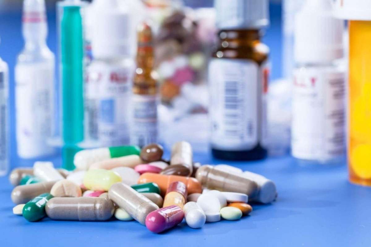 Тарифный совет Азербайджана утвердил цены на более чем 13 тыс. лекарств