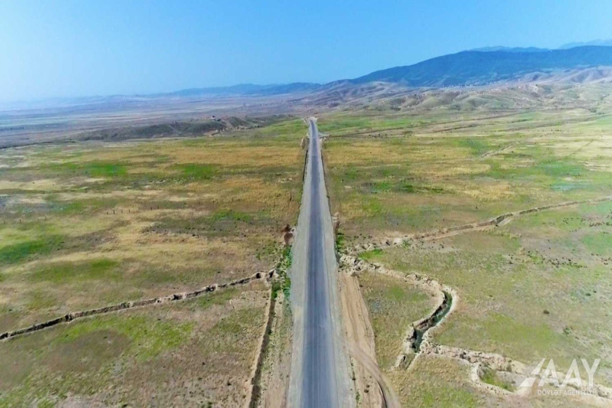 В Азербайджане продолжается строительство новой автомобильной дороги-ФОТО 