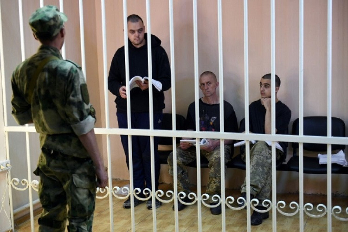 Донецкие сепаратисты приговорили к расстрелу трех иностранцев