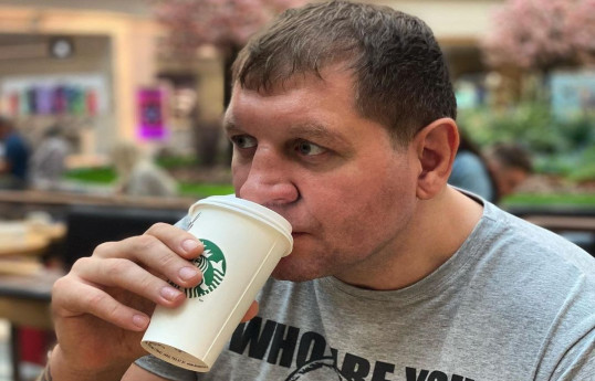 Александр Емельяненко вернулся к тренировкам
