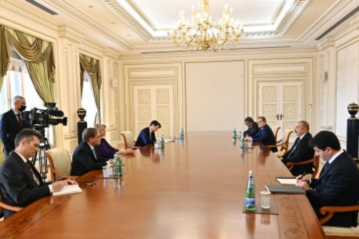 Ильхам Алиев принял помощника госсекретаря США