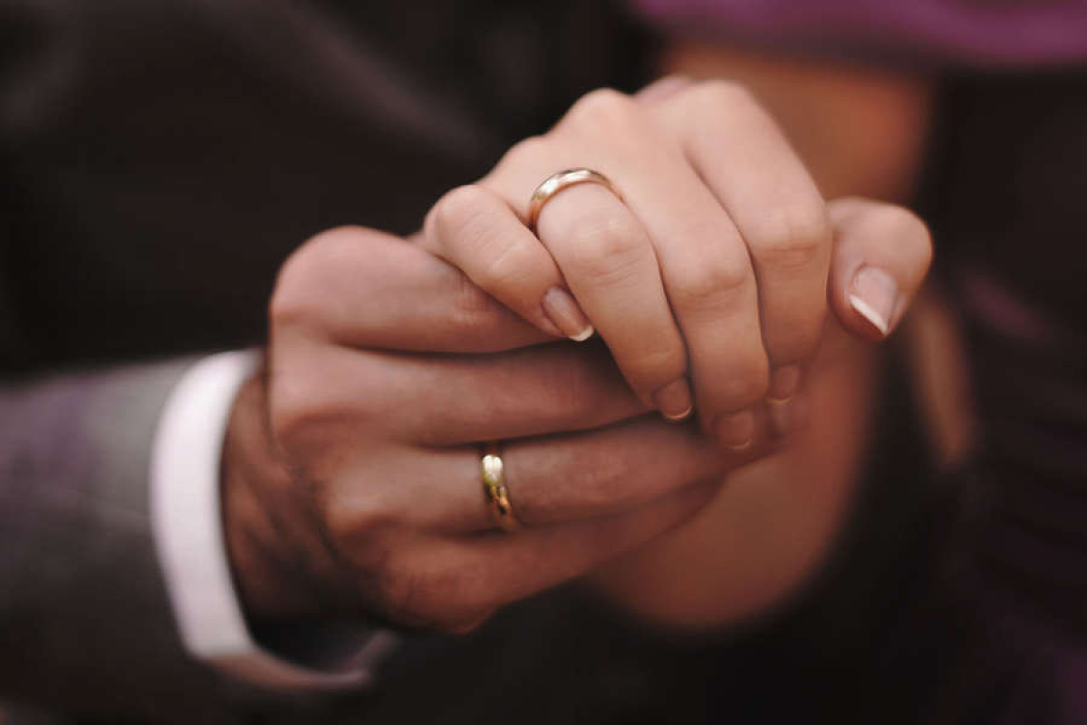 Индонезийка через 10 месяцев после свадьбы обнаружила, что ее муж - мошенница