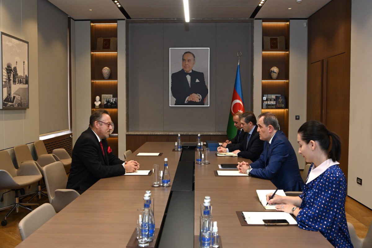 Джейхун Байрамов встретился с послами Австрии и Германии, завершившими деятельность в Азербайджане-ФОТО 