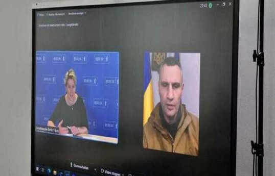 Мэр Берлина полчаса разговаривала с фейковым Кличко