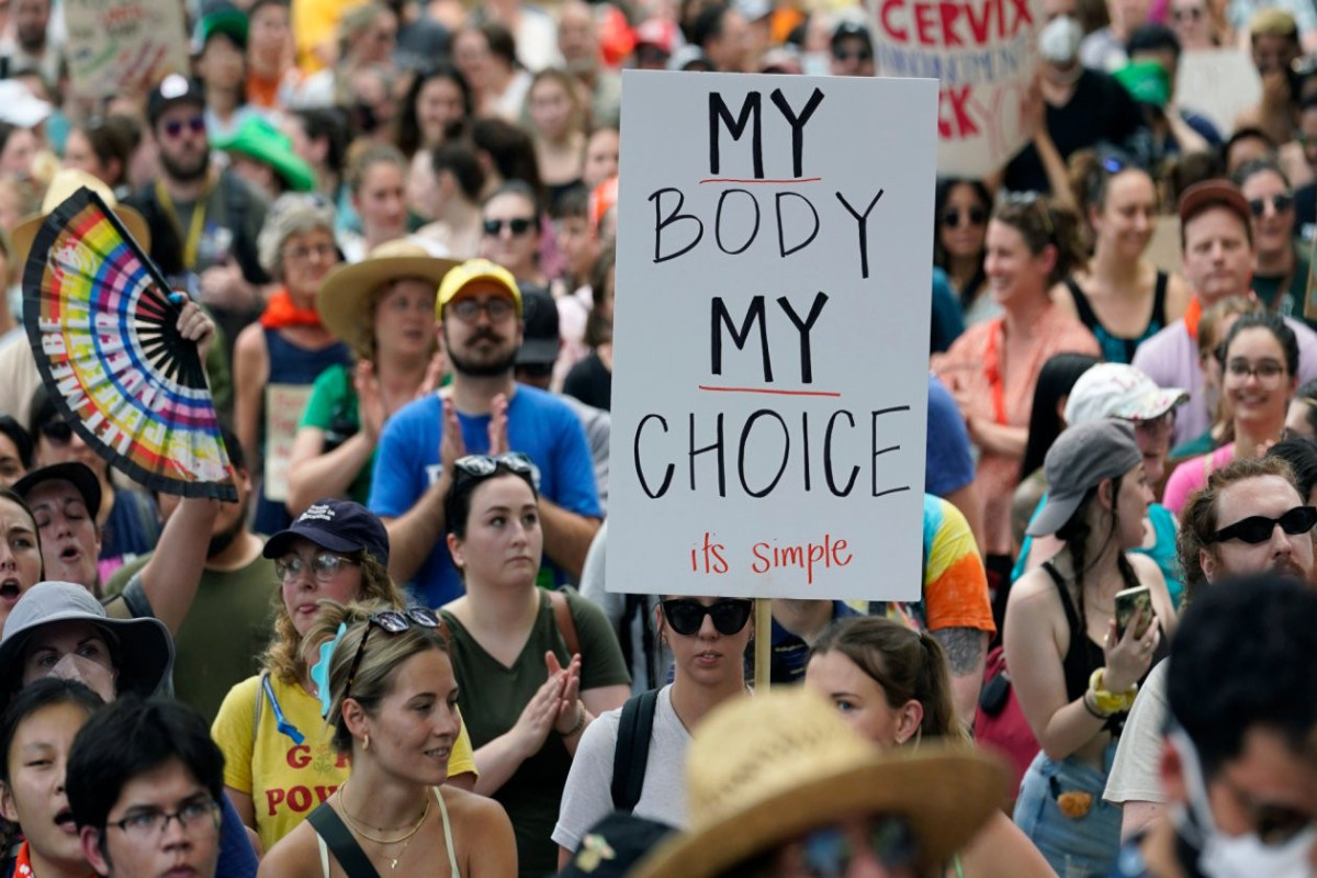 Отмена права на аборты в США может затронуть до 40 млн женщин