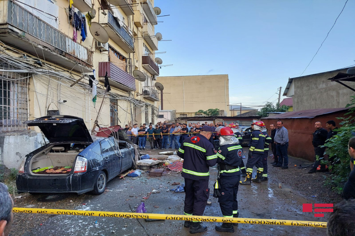 В Марнеули рухнул балкон, погибли два человека-ФОТО -ОБНОВЛЕНО 