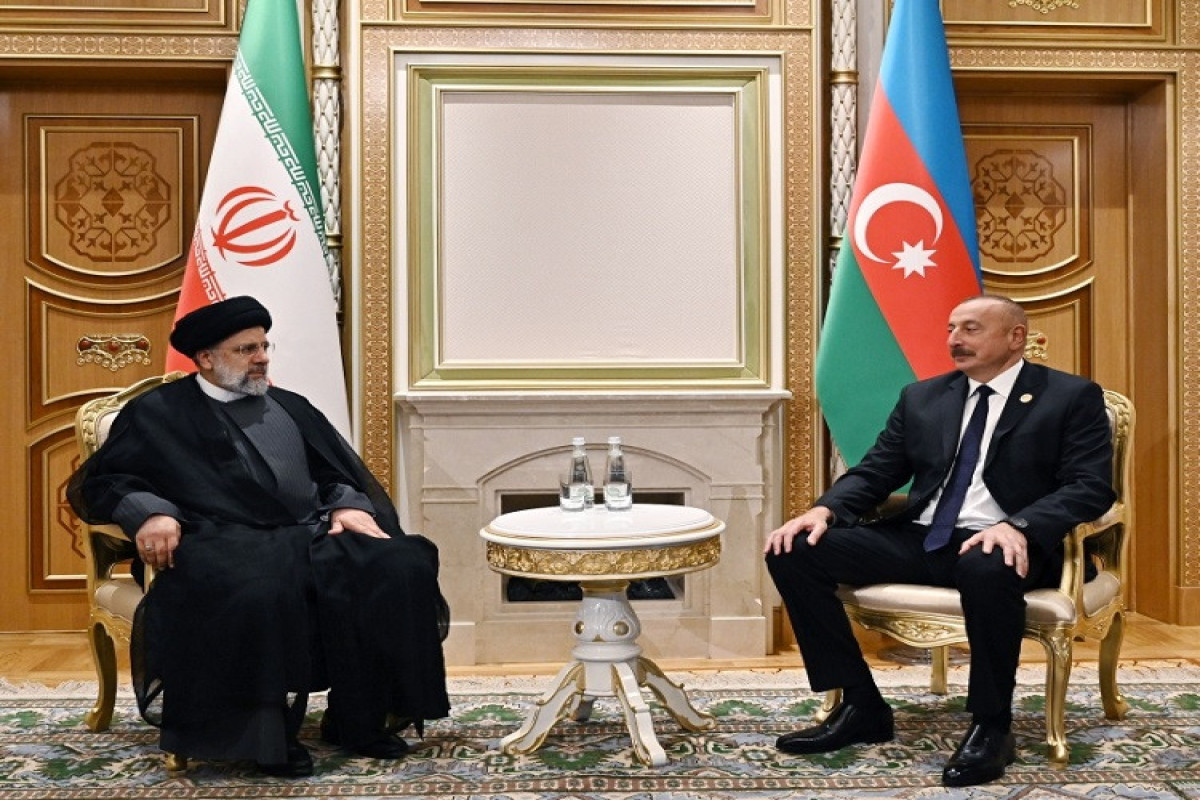 Ильхам Алиев встретился с президентом Ирана