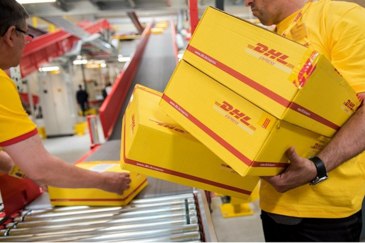 DHL приостановила импорт грузов и посылок в Россию