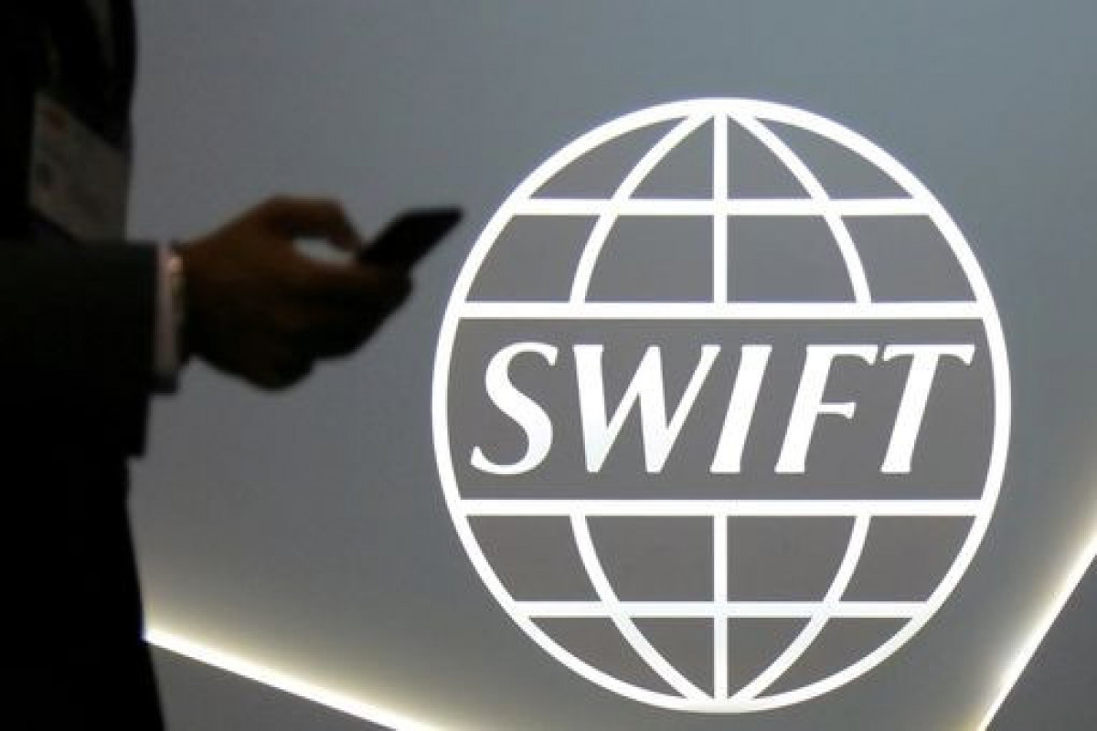 Три белорусских банка официально отключили  от SWIFT