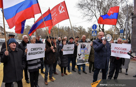 Что стоит за желанием армян воевать против Украины? 