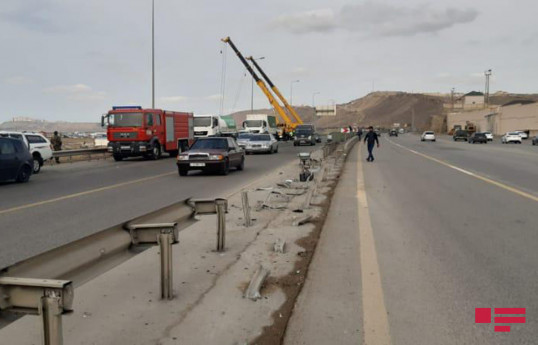 Установлена личность погибшего в ДТП в Баку
-ФОТО  -ОБНОВЛЕНО 