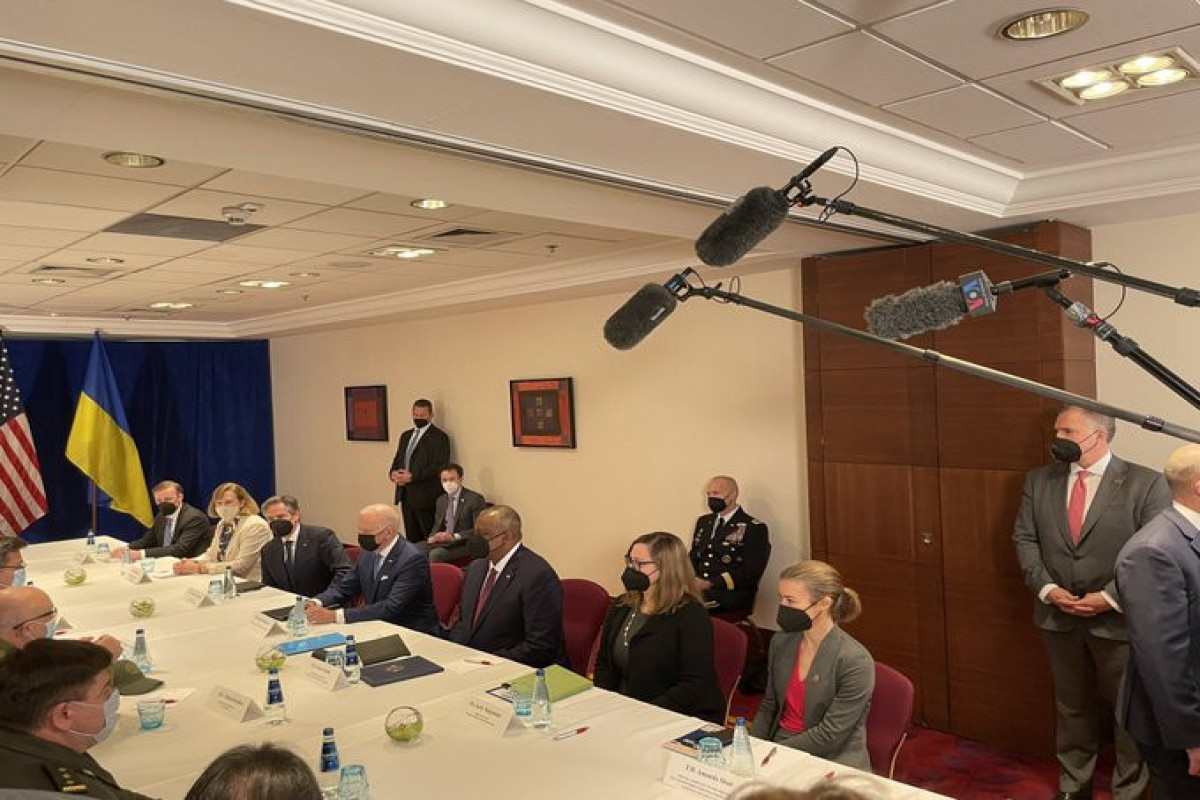 Президент США провел встречу с министрами иностранных дел и обороны Украины-ФОТО 