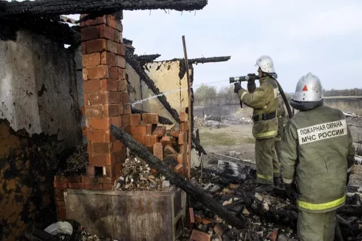 При пожаре в России погибли четыре человека