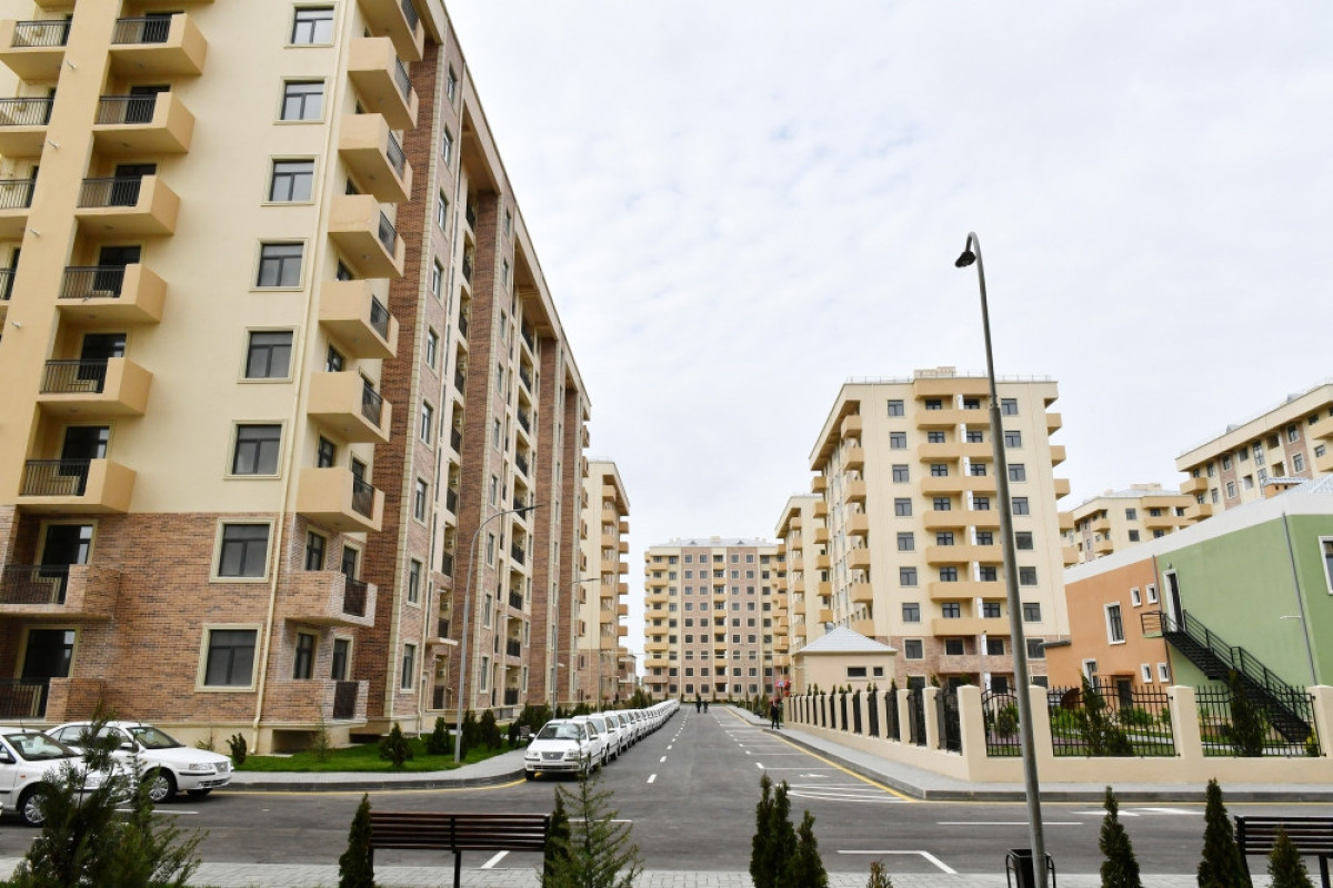Ильхам Алиев и Мехрибан Алиева приняли участие в открытии нового жилого комплекса-ФОТО 