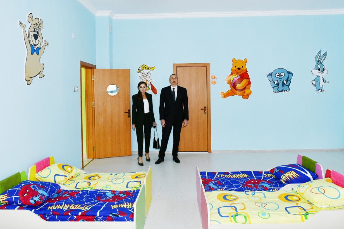 Ильхам Алиев и Мехрибан Алиева приняли участие в открытии нового жилого комплекса-ФОТО 