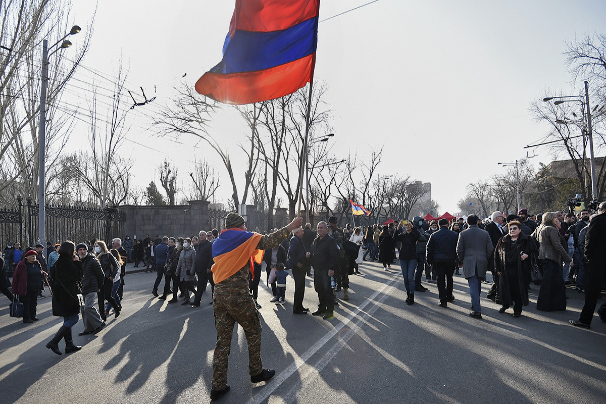 В Ереване скончался один из участников пикета 