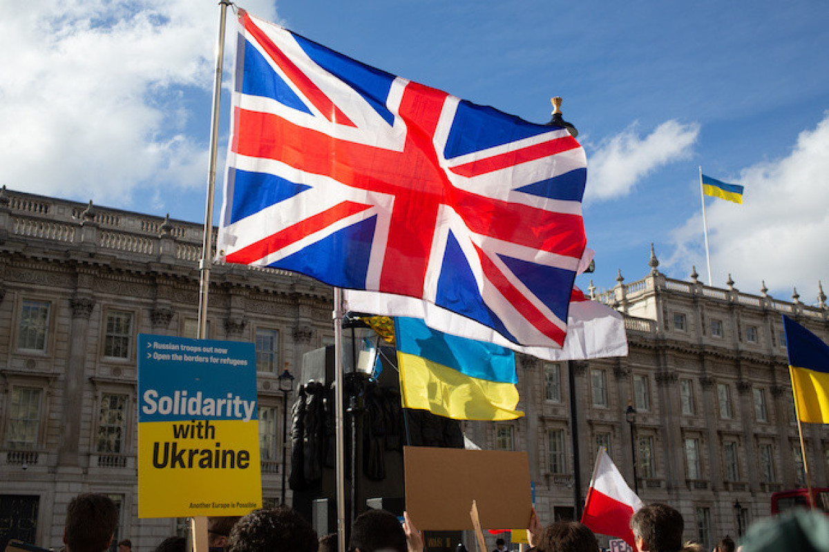 Великобритания объявила о новых ограничениях на импорт из России