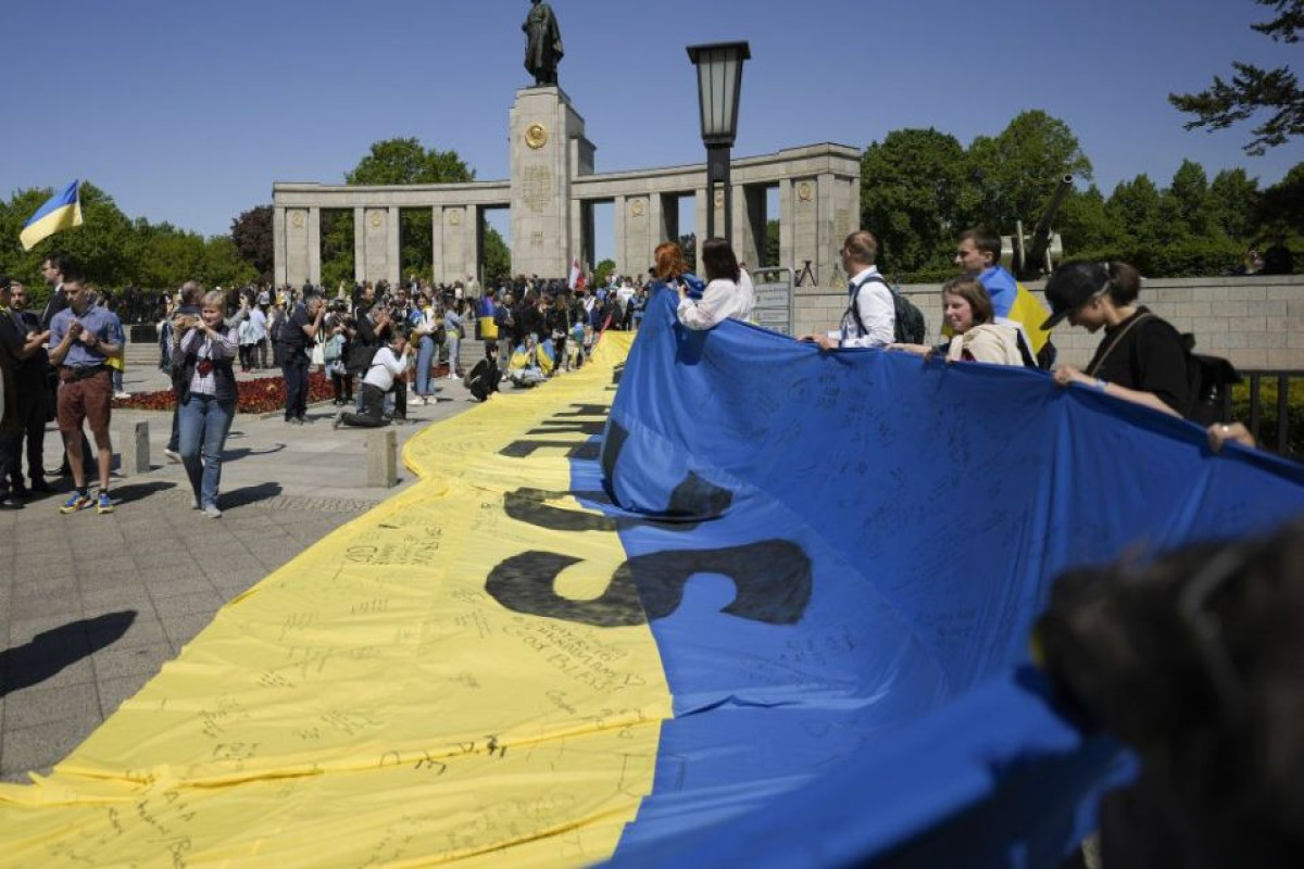 В Берлине на акции к 9 мая напали на украинскую корреспондентку