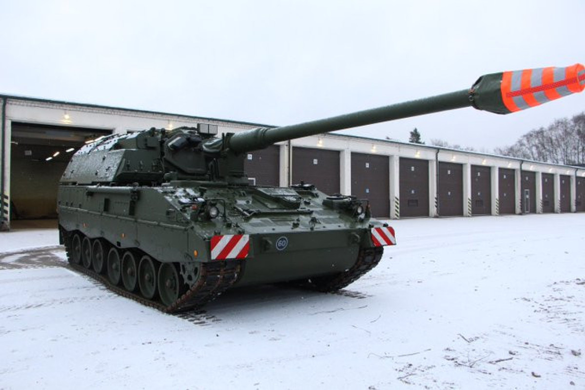 Германия поставит Украине современные танки и гаубицы