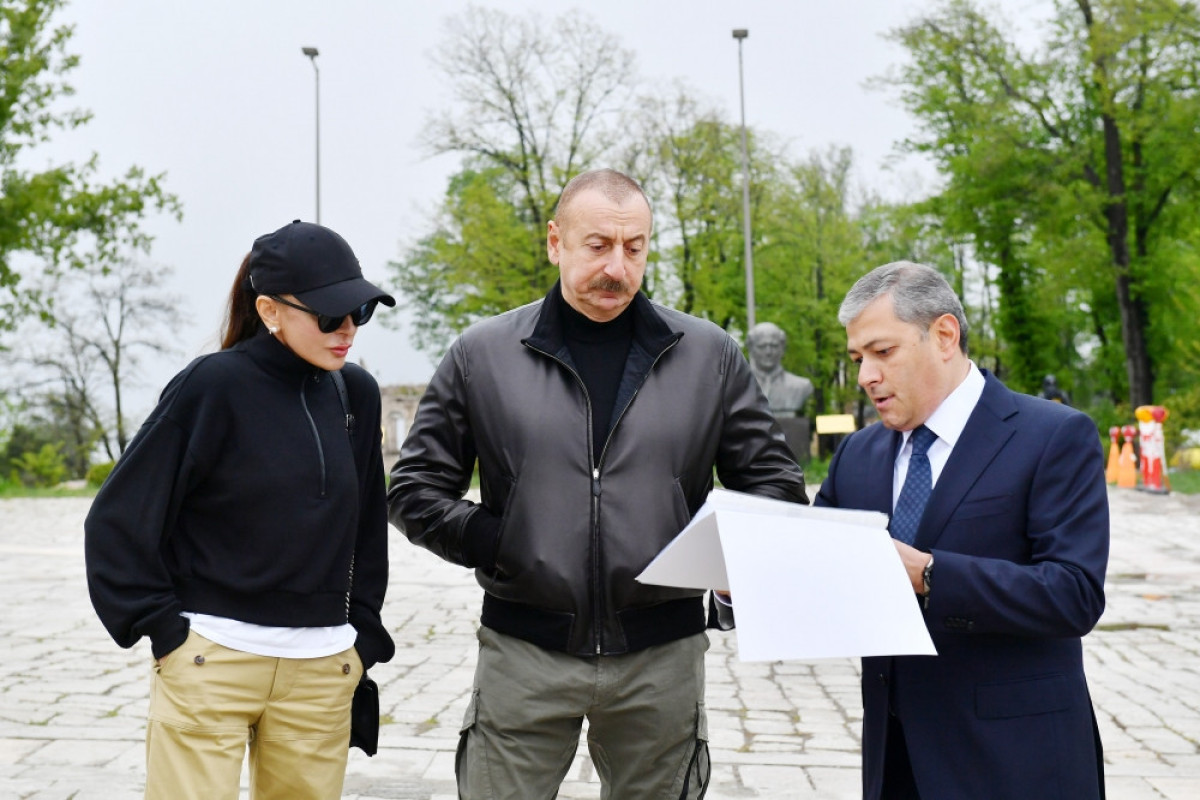 Ильхам Алиев и Мехрибан Алиева совершили поездку в Шушу