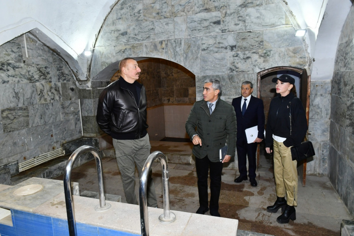 Ильхам Алиев и Мехрибан Алиева совершили поездку в Шушу