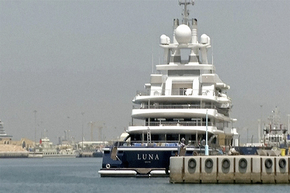 СМИ: В Гамбурге «заморозили» яхту Luna, якобы принадлежащую Ахмедову