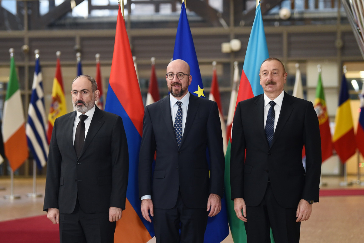 В Брюсселе пройдет очередная встреча Алиев-Мишель-Пашинян