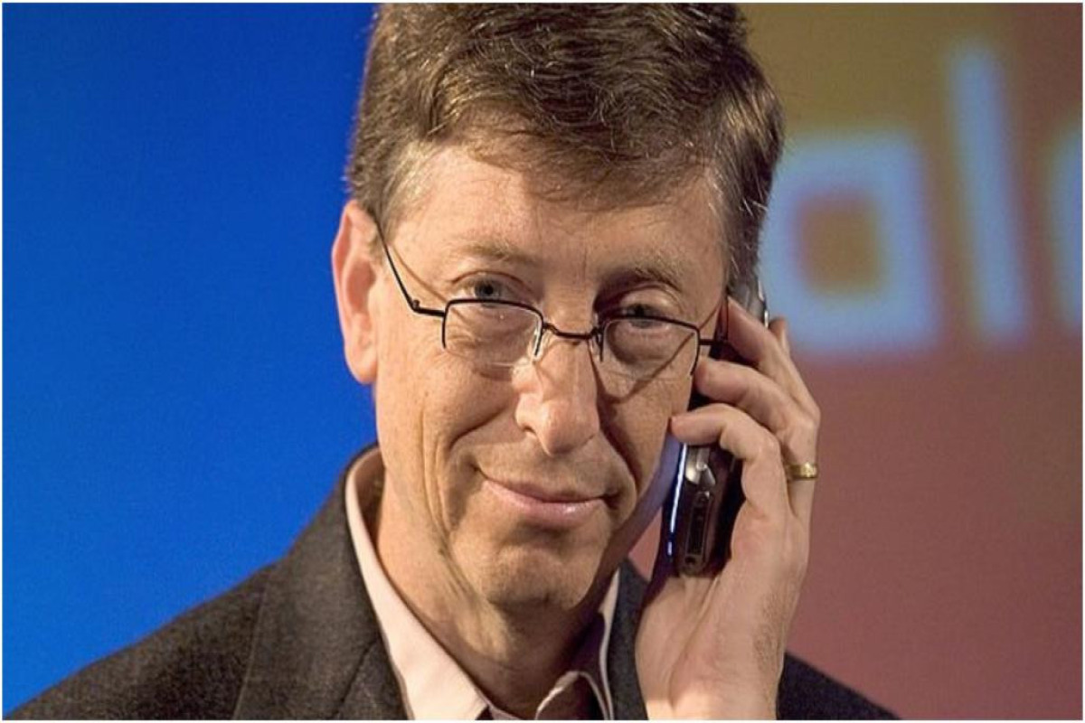 Стало известно, каким смартфоном пользуется Билл Гейтс