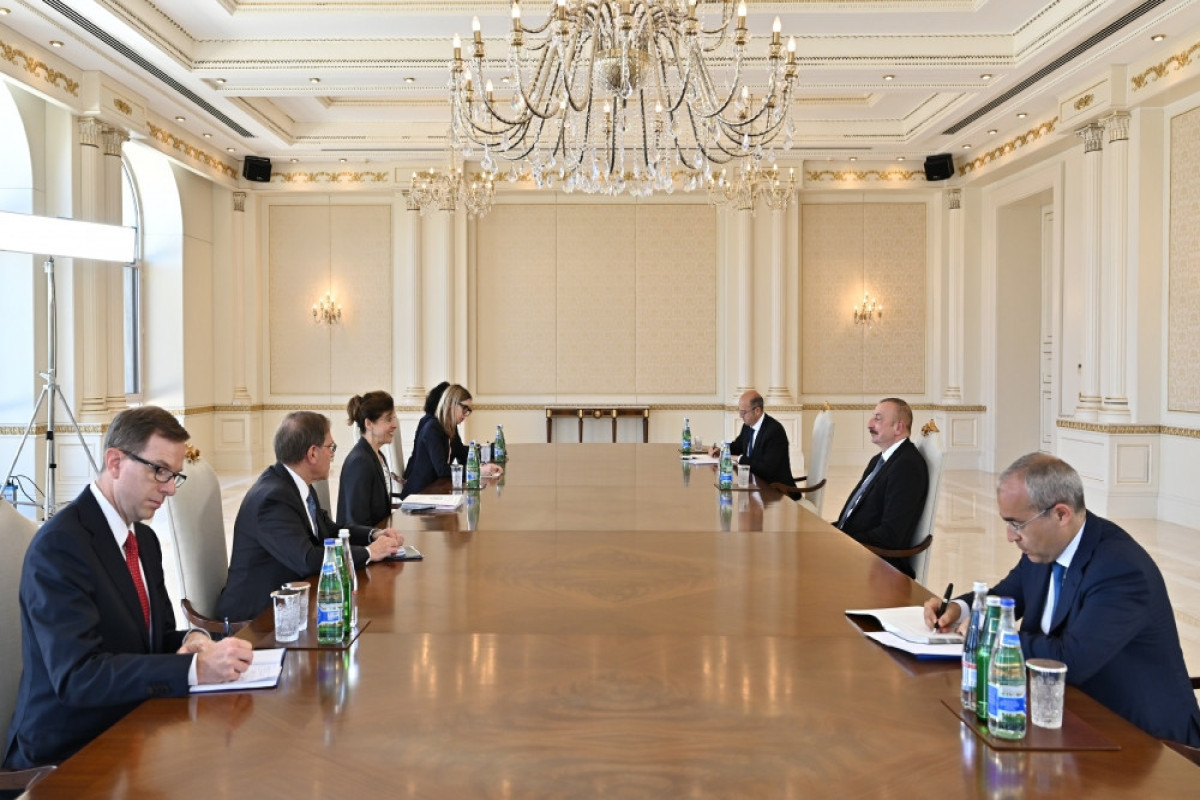 Ильхам Алиев принял советника помощника госсекретаря США