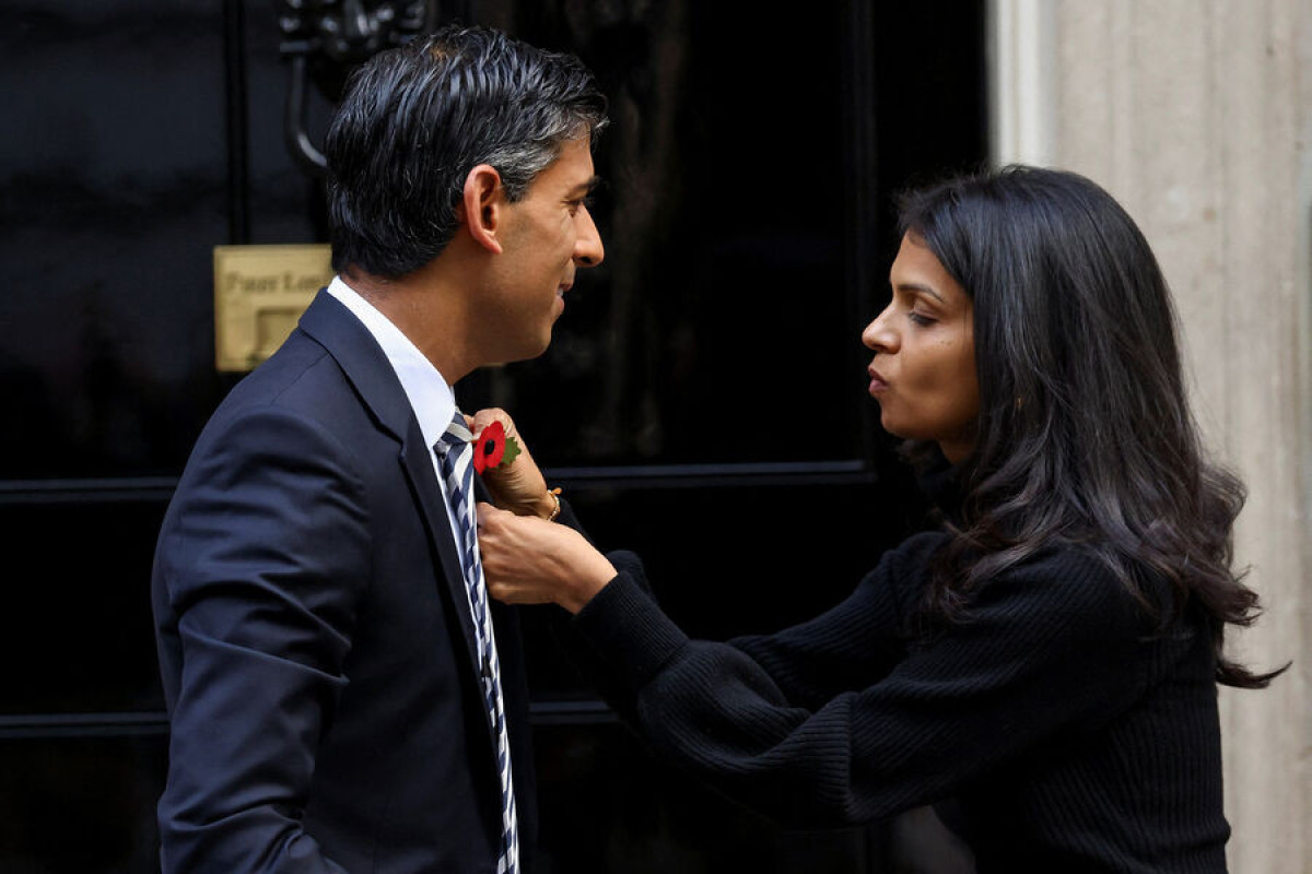 Костюмы за четверть миллиона и мокасины Prada: что носит британский премьер-ФОТО 