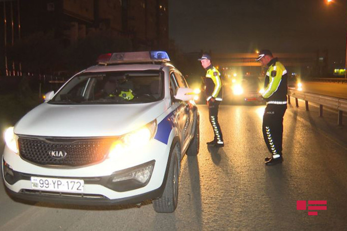На шоссе Баку-Сумгайыт произошло ДТП с участием трех автомобилей, есть пострадавший-ФОТО 