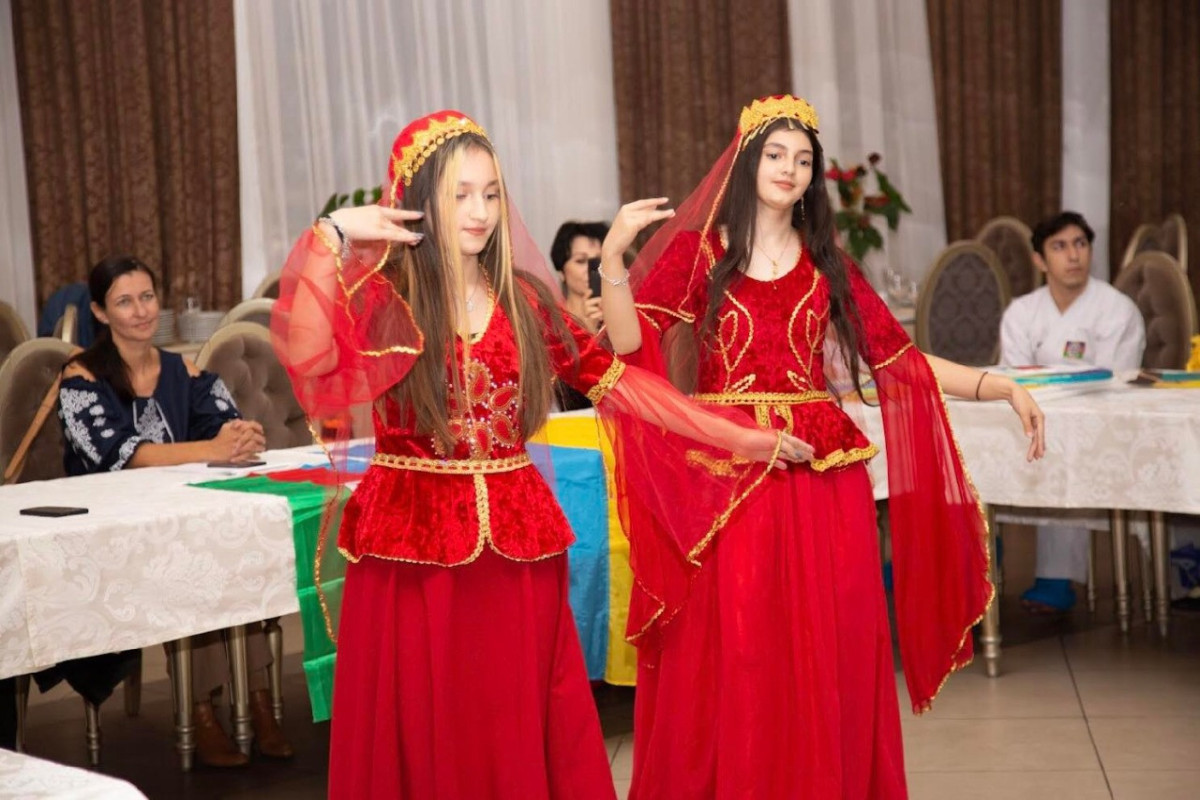 Азербайджанские и украинские школьники вместе сказали «Нет» войне -ФОТО 