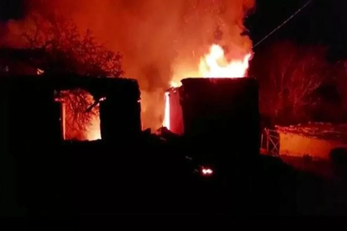 При пожаре в Турции погибли женщина и 8 детей