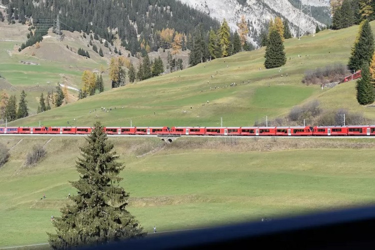 В Швейцарии установлен рекорд по созданию самого длинного в мире пассажирского поезда